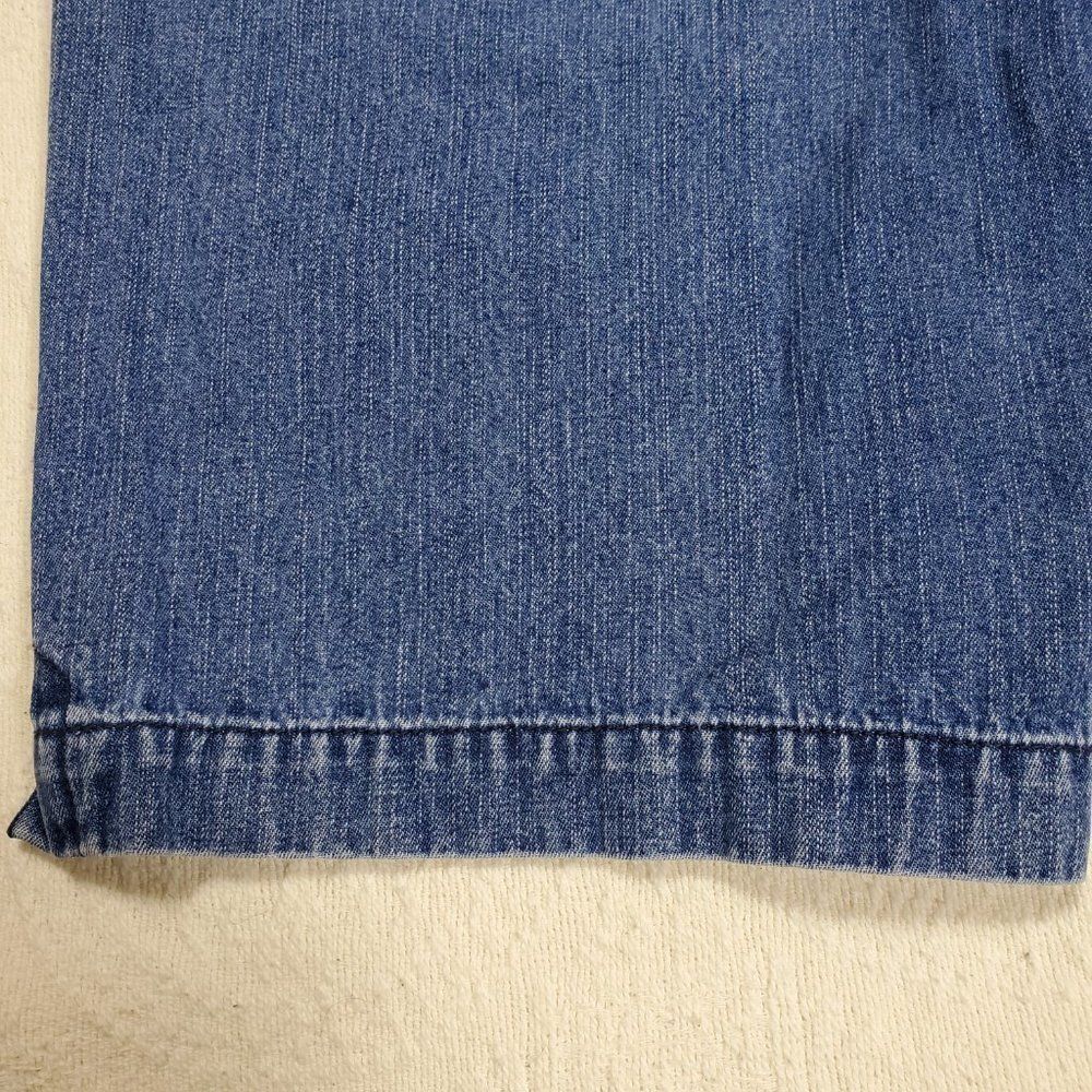 Faded Glory Originals Denim Shorts With 5 Pockets - Sz 10 - Picture 7 of 9